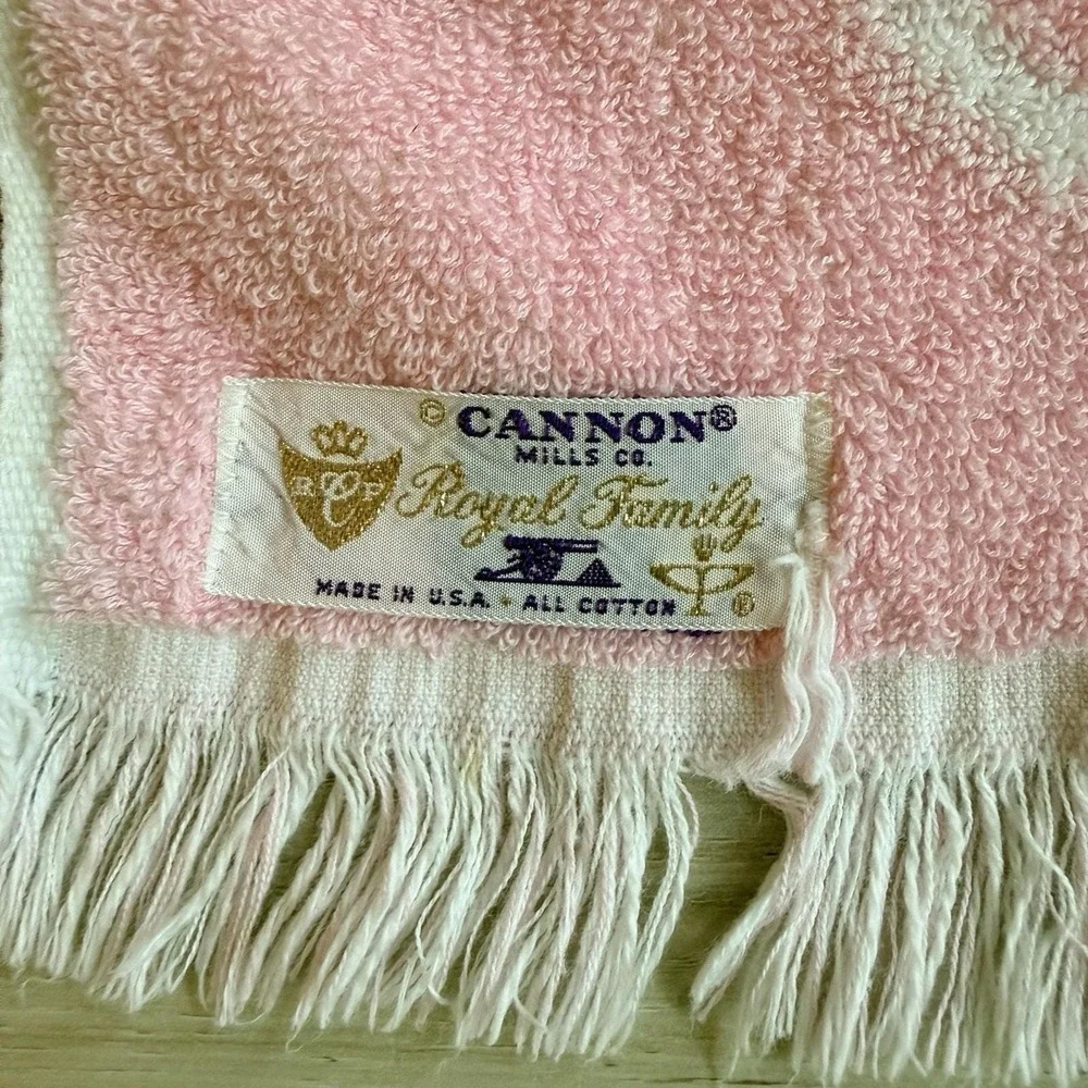 Cannon Pink Floral Bath Towel Vintage Cotton Fringe Lattice Pattern 25x40